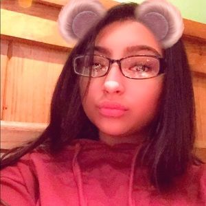 Meet your Posher, Adriana